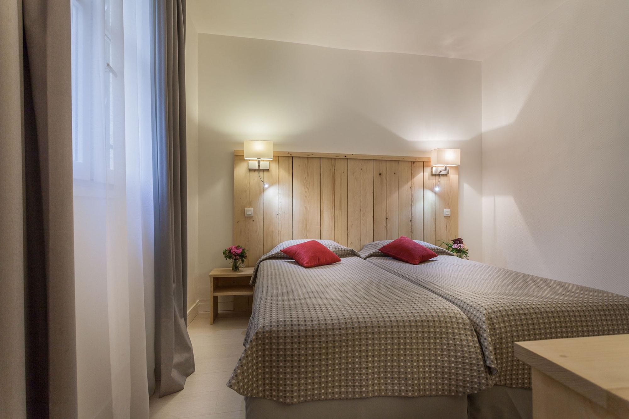 Hotel Le Compostelle Parijs Buitenkant foto