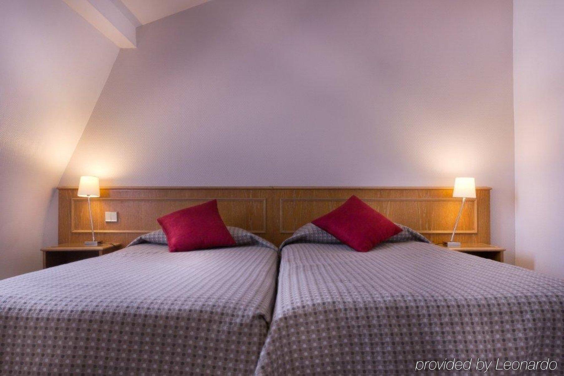 Hotel Le Compostelle Parijs Buitenkant foto